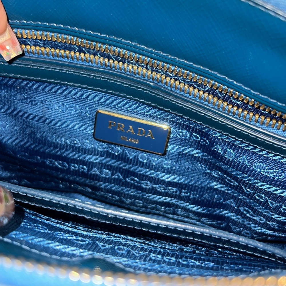 Prada saffiano leather bag - Picture 9 of 12